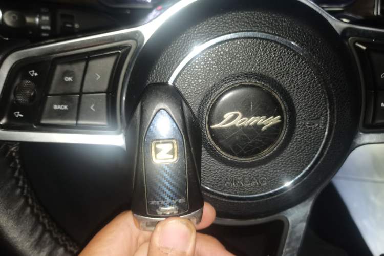 Used Zotye Domy X7 2017 1.8T Manual Luxury Model
