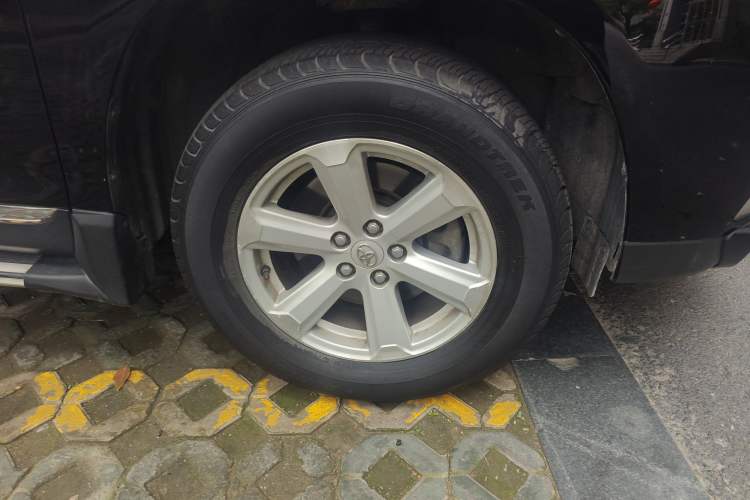 Used Toyota Highlander 2012 2.7L Two-Wheel Drive 7-Seater Elite Edition