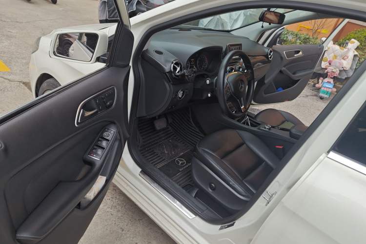 Used Mercedes-Benz B-Class 2012 B 180