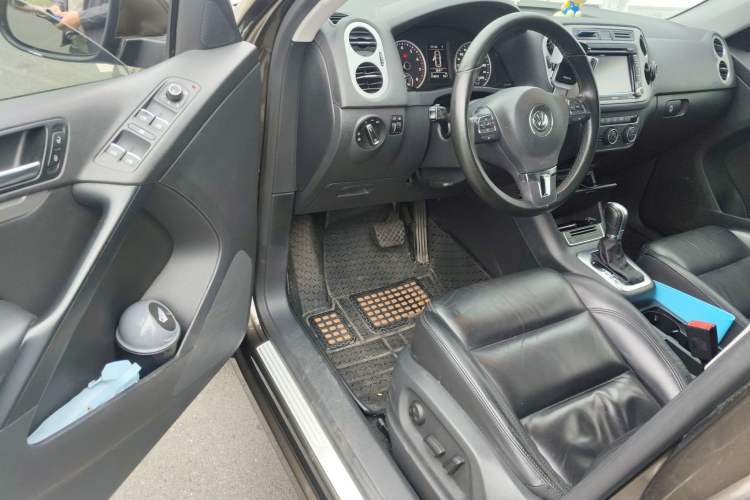Used Volkswagen Tiguan 2013 1.8 TSI Automatic Two-Wheel Drive Comfort Edition Driver Seat
