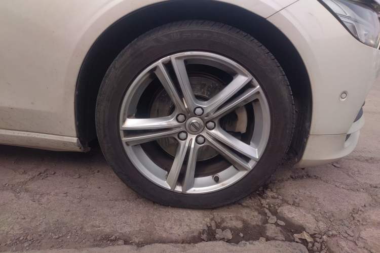 Used Volvo S90 2017 T4 Zhiyuan Edition