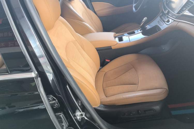 Used Buick LaCrosse 2016 20T Luxury Model Right Front Seat