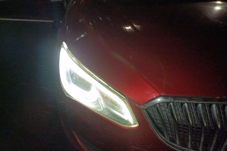 Used Buick GT 2016 15N Automatic Elite Edition Right Front Headlight