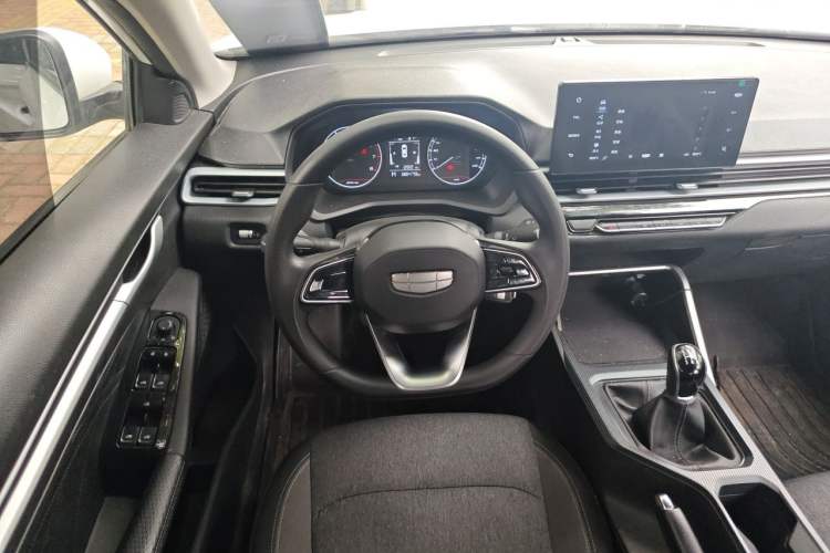Used Geely Auto Emgrand 2025 4th Generation 1.5L Manual - Starry Edition