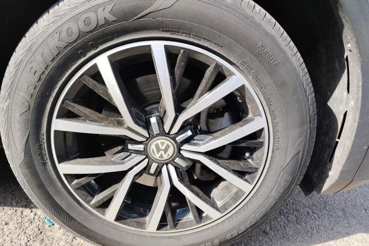 Used Volkswagen Tiguan L 2018 Facelift 330TSI Automatic Two-Wheel Drive Luxury Edition