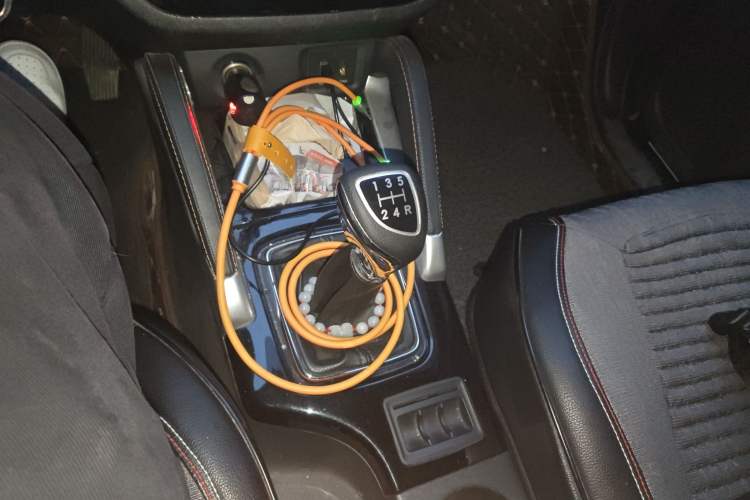 Used BAIC Senova X35 2016 1.5L Manual Luxury Edition Gear Lever