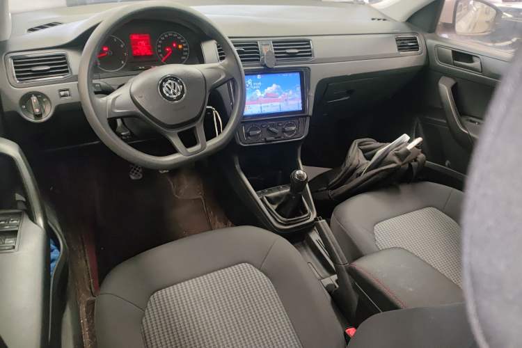 Used Volkswagen Santana 2019 1.5L Manual Fashion Edition China VI Standard
