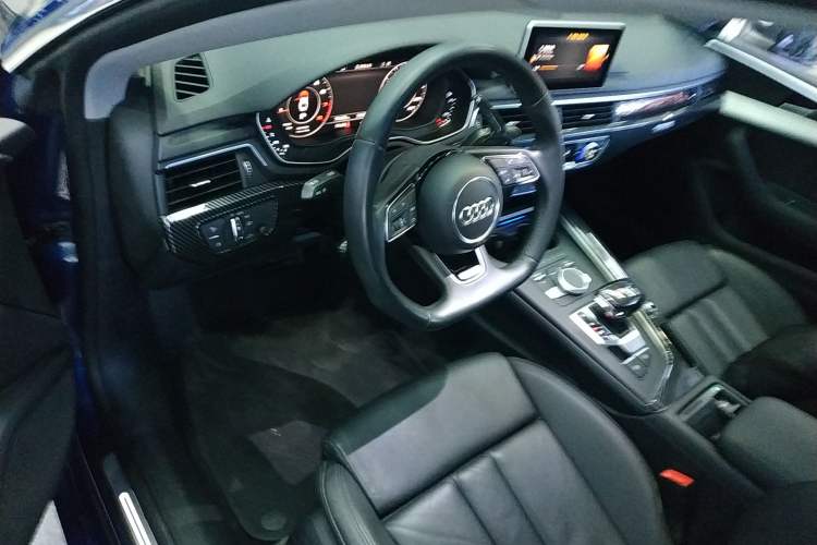 Used Audi A5 2017 Coupe 45 TFSI quattro Sport Edition Steering Wheel