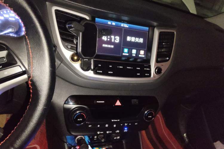 Used Hyundai Tucson 2015 1.6T Dual-Clutch Two-Wheel-Drive Leading Model