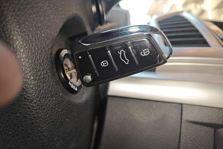 Used JAC Group Refine S3 2016 1.5L CVT Luxury Smart Premium Edition