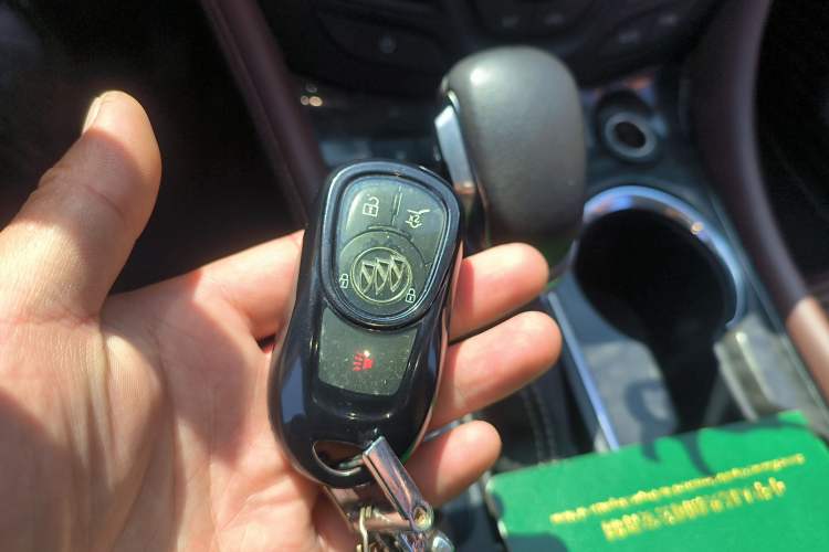 Used Buick Envision 2014 28T Four-Wheel Drive Elite Model Vehicle Key