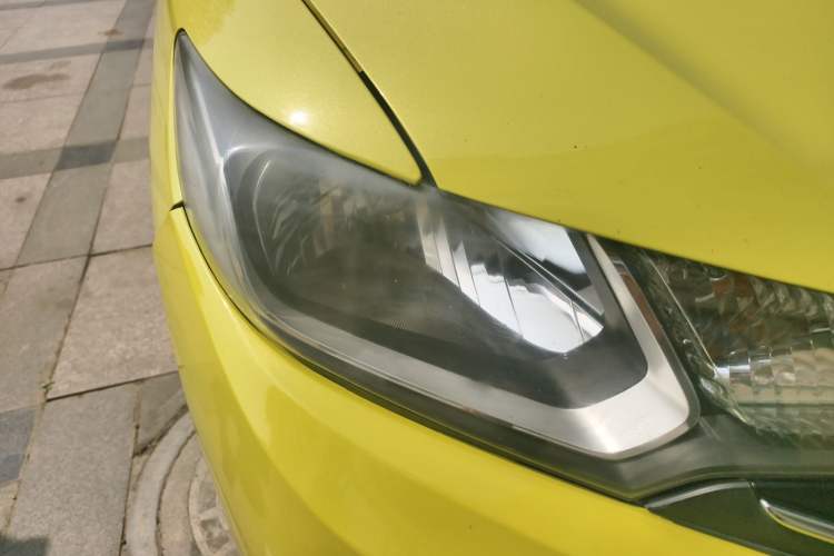 Used Honda Fit 2014 1.5L EXLI CVT Leading Model Right Front Headlight