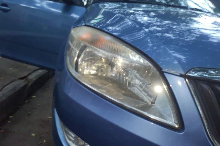 Used Skoda Fabia 2012 1.4L Manual Crystal Edition