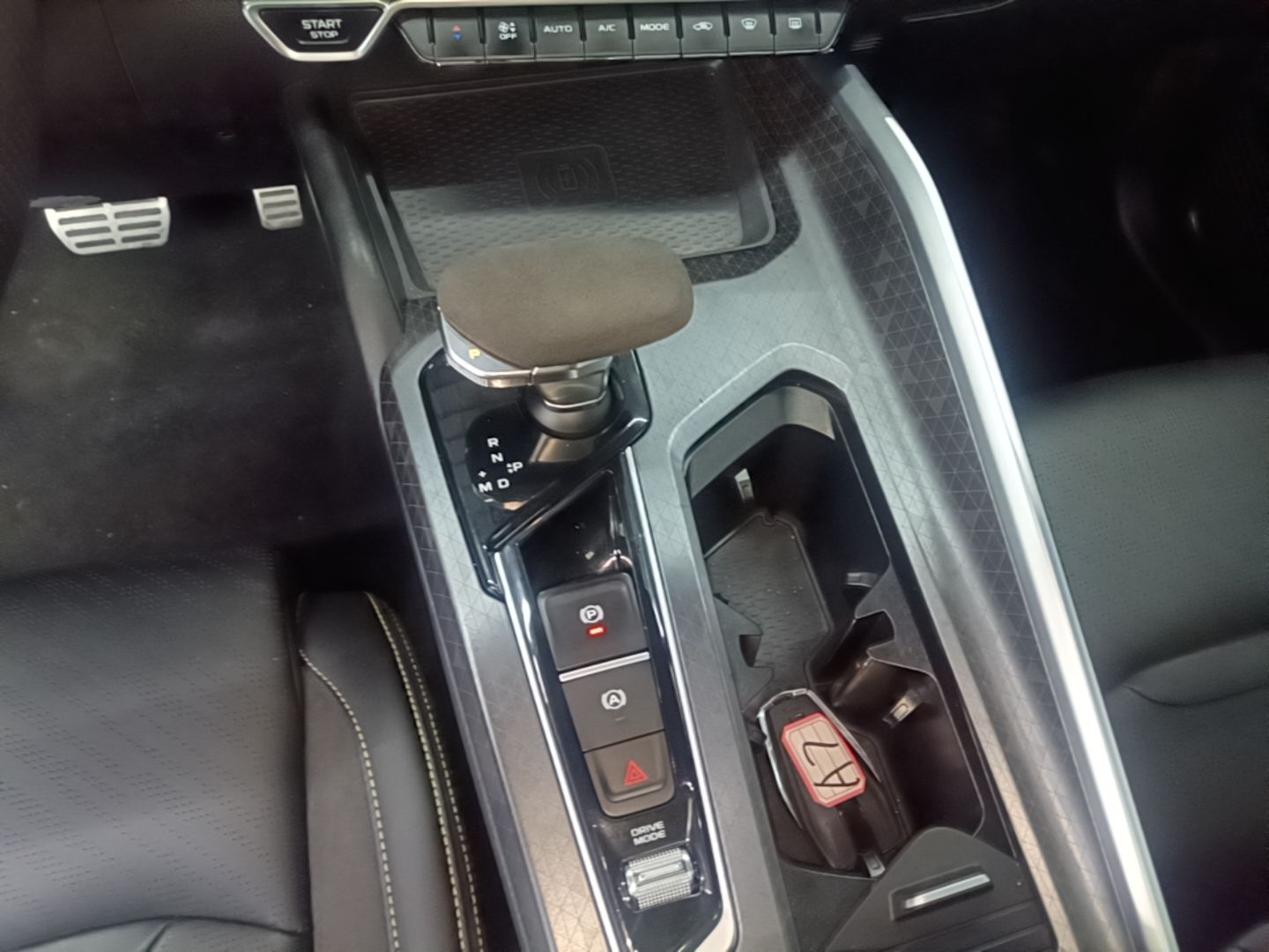 Geely Auto Preface 2021 2.0TD Space-Time Edition Starry Celestial — снимка 16