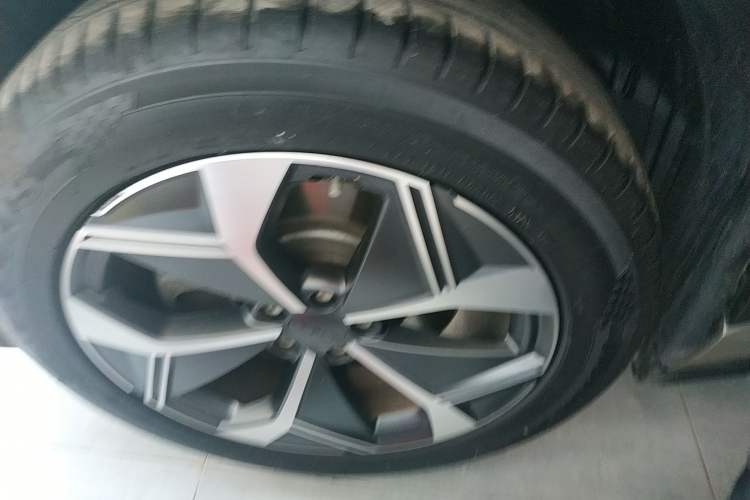 Used AION V 2024 Plus 70 Star Edition Ternary Lithium