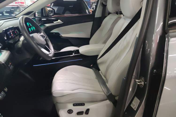 Used Volkswagen ID.6 X 2022 Kinergy Four-Wheel Drive Edition