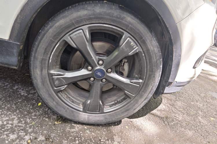 Used Ford Kuga 2019 EcoBoost 180 Two-Wheel-Drive Titanium Plus Model China VI Standard
