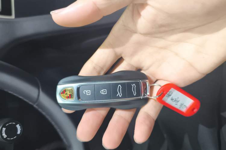 Used Porsche Taycan 2022-Year Updated Taycan