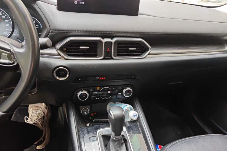 Used Mazda CX-5 2022 2.0L Automatic Two-Wheel Drive Zhiya Version Audio And AC Panel