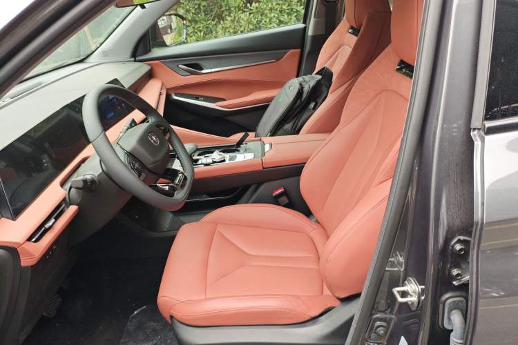 Used CHANGAN CS75 PLUS 2025 Model, 3rd Generation Champion Edition 1.5T Jinghang Version