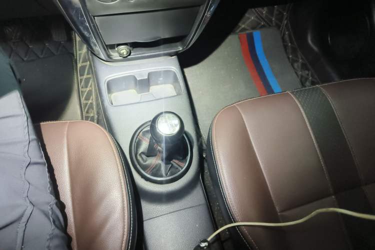 Used Suzuki SX4 2012 1.6L Manual Ruiqi Model
