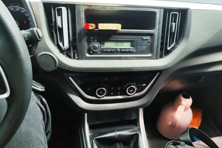 Used Isuzu JLM 2022 2.8T Classic Diesel Two-Wheel Drive Comfort Version with Long Wheelbase – JE493ZLQ6E
