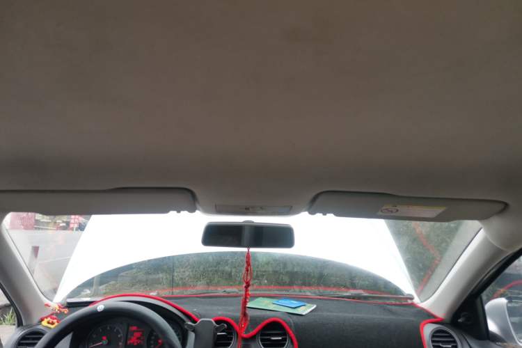 Used Volkswagen Jetta 2015 1.4L Manual Fashion Model