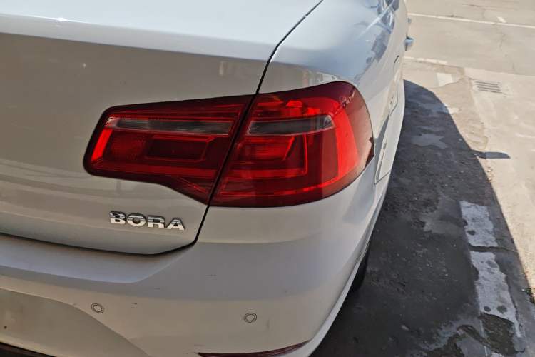 Used Volkswagen Bora 2014 1.6L Automatic Fashion Model