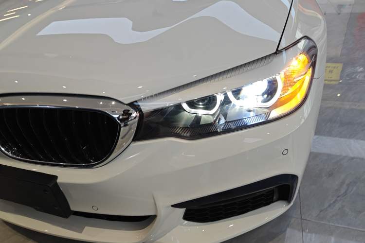 Used BMW 5 Series 2019 525i M Sport Package