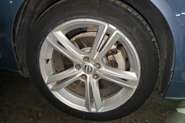 Used Volvo S90 2019 T5 Zhiyi Edition
