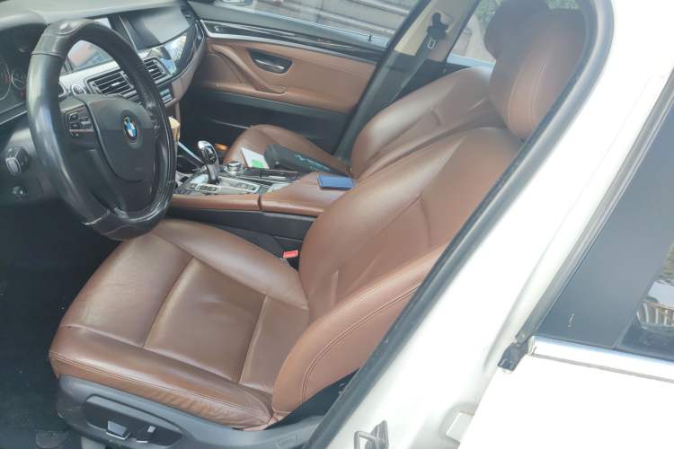 Used BMW 5 Series 2014 520Li Elegant Model Left Front Seat