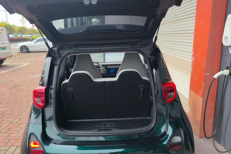 Used Chery QQ Little Ant 2024 Refreshed Version Youth Edition 321 km Beloved Edition 29.23 kWh Trunk