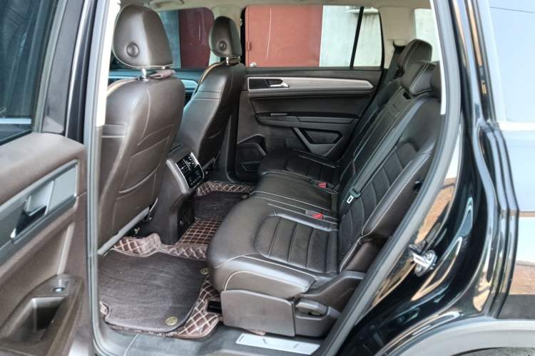 Used Volkswagen Teramont 2017 380TSI Four-Wheel Drive Luxury Edition Left Rear Seat