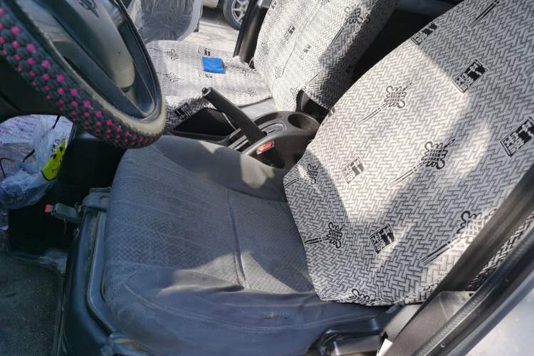 Used Wuling Rongguang 2021 1.5L Extended Standard-Grade Enclosed Window Vehicle Power-Assisted Version 5-Seater L3C