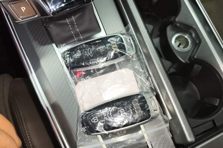 Used Audi A7L 2024 45TFSI S-line Dream-Building Edition Flow Crystal Package