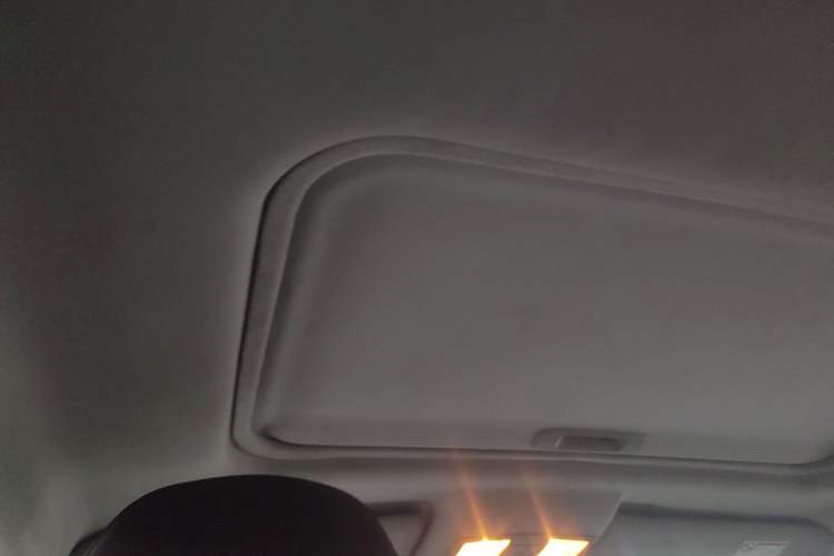 Used Bestune X80 2013 2.0L automatic comfort version
