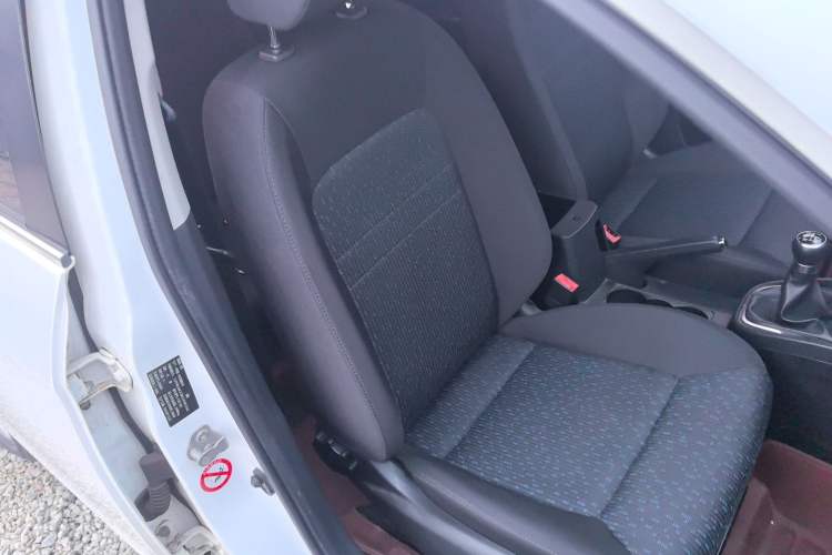 Used Bestune B30 2017 1.6L manual Comfort trim level
