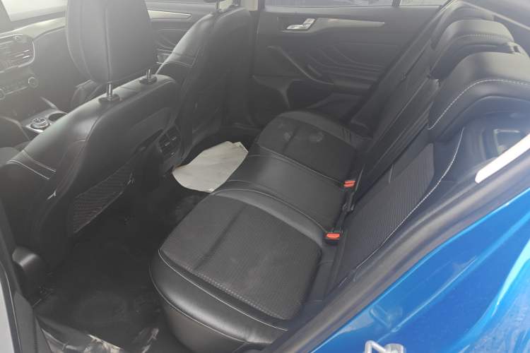 Used Ford Focus 2019 Sedan EcoBoost 180 Automatic Trend Edition