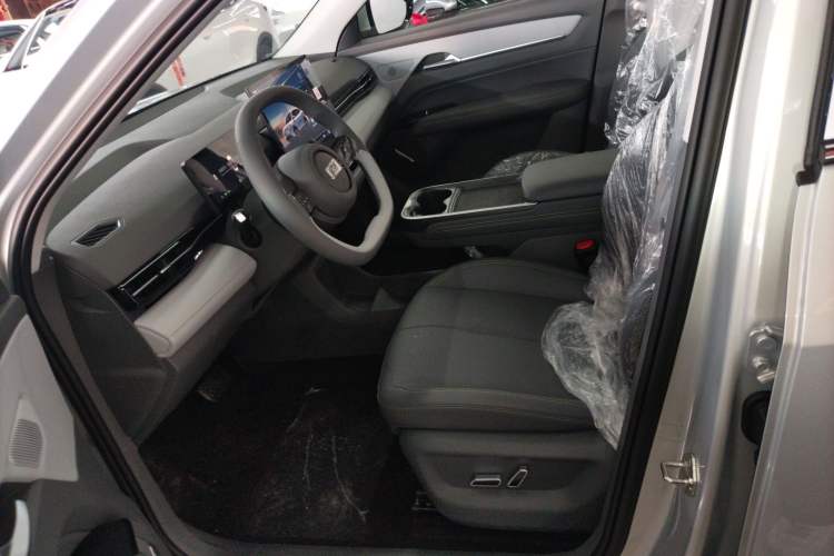 Used Bestune Yueyi 03 2025 565km Enjoy Edition