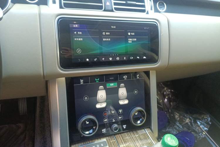 Used Land Rover Range 2019 3.0 SC V6 Long-wheelbase Version Audio And AC Panel