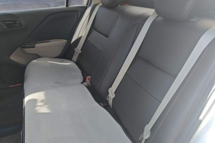 Used Honda Greiz 2016 1.5L CVT Classic Edition