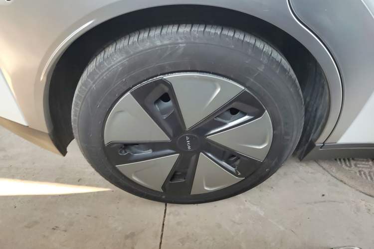 Used AION Y 2023 Plus 610 Enjoy Edition