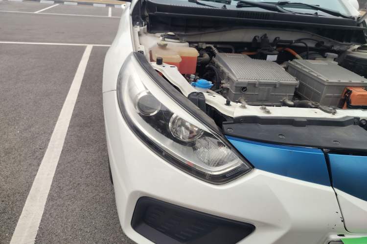 Used JAC Group iEVA50 2018 Luxury Model
