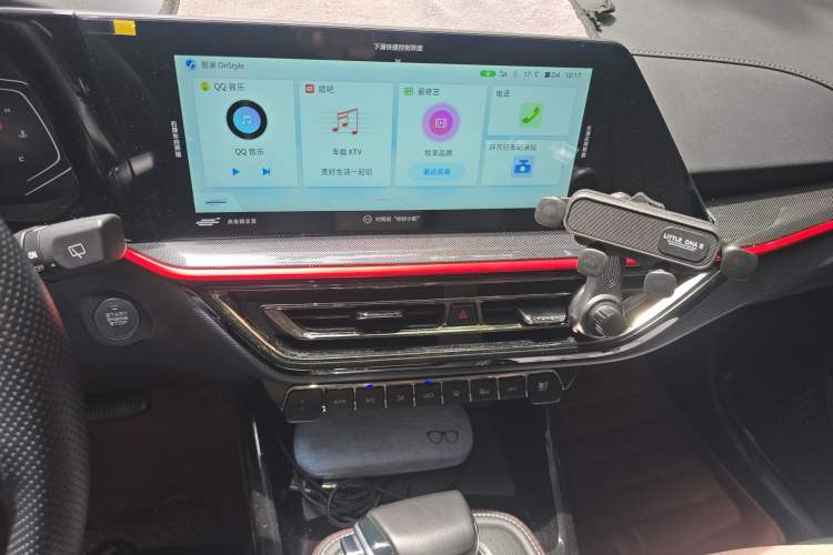 Used CHANGAN OSHAN X5 2021 1.6L CVT Flagship Model