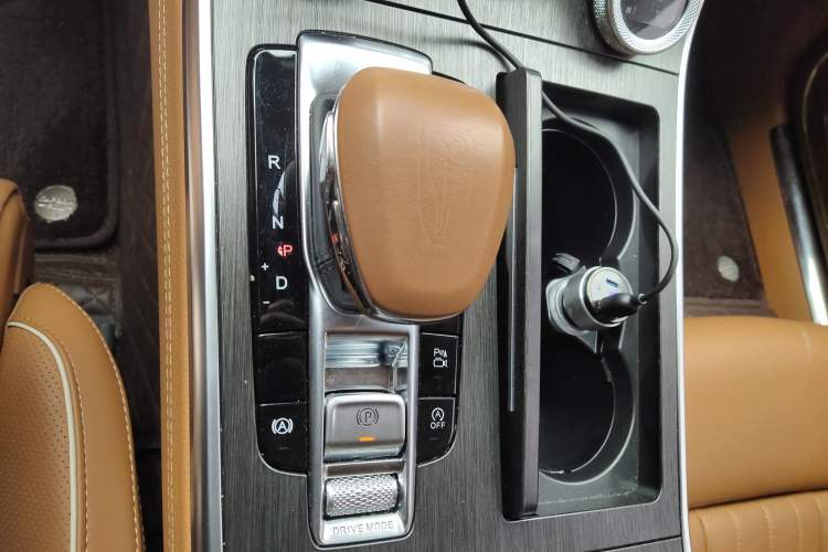 Used Hongqi H9 2022 2.0T Smart Connect Flagship Edition
