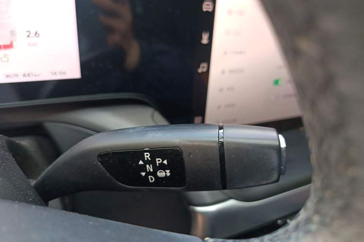 Used XPeng P7 2020 Rear-Drive Long-Range Smart Drive Version Gear Lever