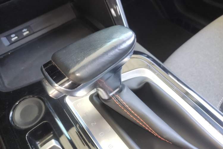 Used Baojun RC-6 2019 1.5T CVT Elite Version with 24-Hour Online Service