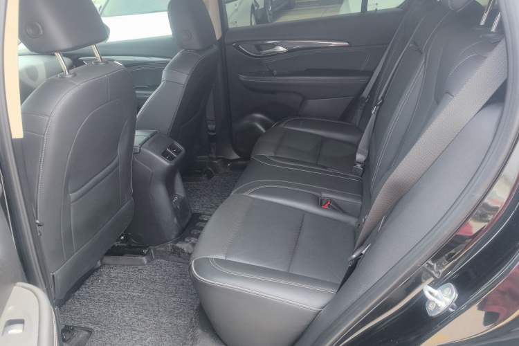 Used Buick Envision 2022 Encore Plus 652T Five-Seat Luxury Model