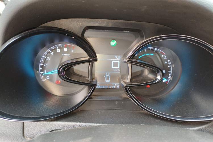 Used Dongfeng Aeolus AX7 2016 1.4T Manual Zhiyi Model