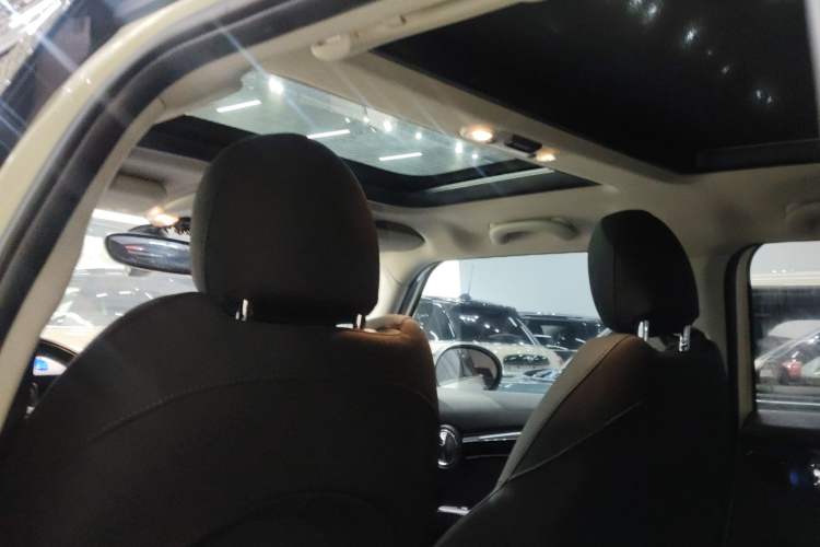 Used MINI 2018 1.5T COOPER Classic Edition Five-Door Version
